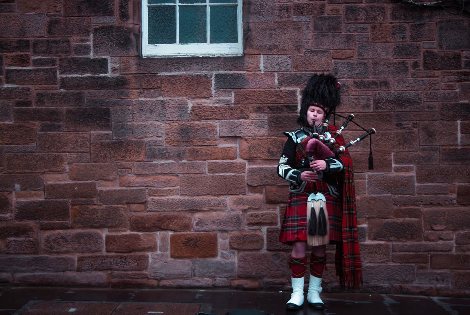 tartan-checkered